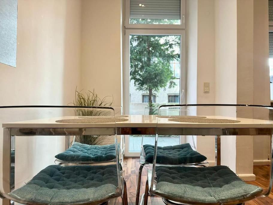 Relocation Or Expats, Only Long Term Stay! 2 Min To Metro Apartment Wien